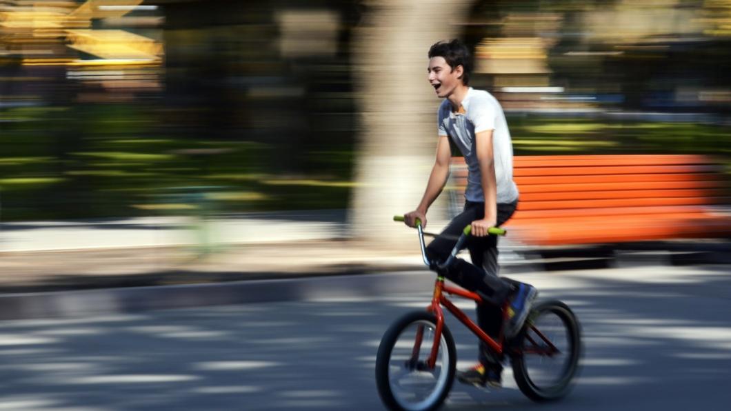 nature-bicycle-bike-summer-motion-cyclist-604357-pxhere.com_.jpg